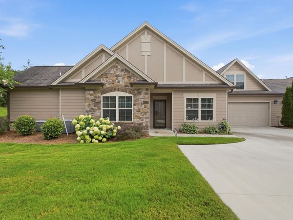 1746 Sedgefield Drive, Ooltewah, TN 37363