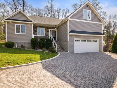 1180 B NELSON DR, HARRISONBURG, VA 22801