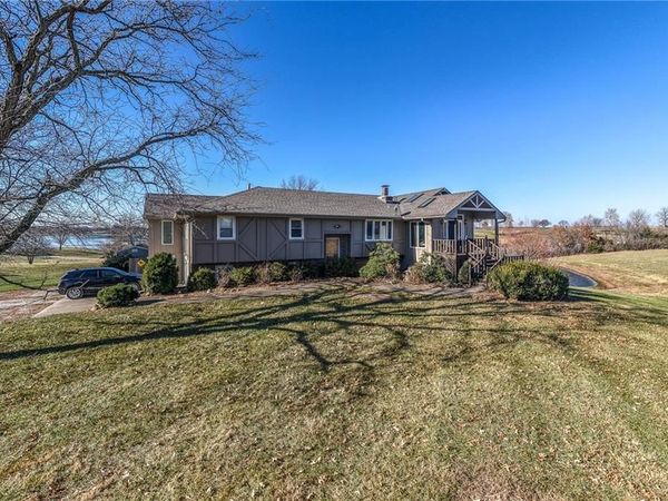 10921 City Lake Drive, Higginsville, MO 64037