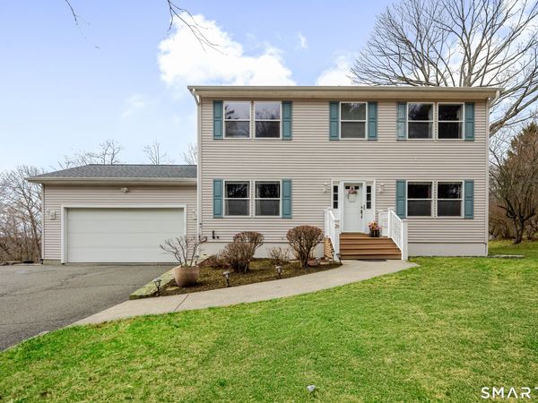 20 Driftway, Danbury, CT 06811