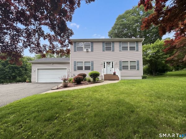 20 Driftway, Danbury, CT 06811