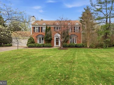 9800 KOHOUTEK COURT, VIENNA, VA 22182