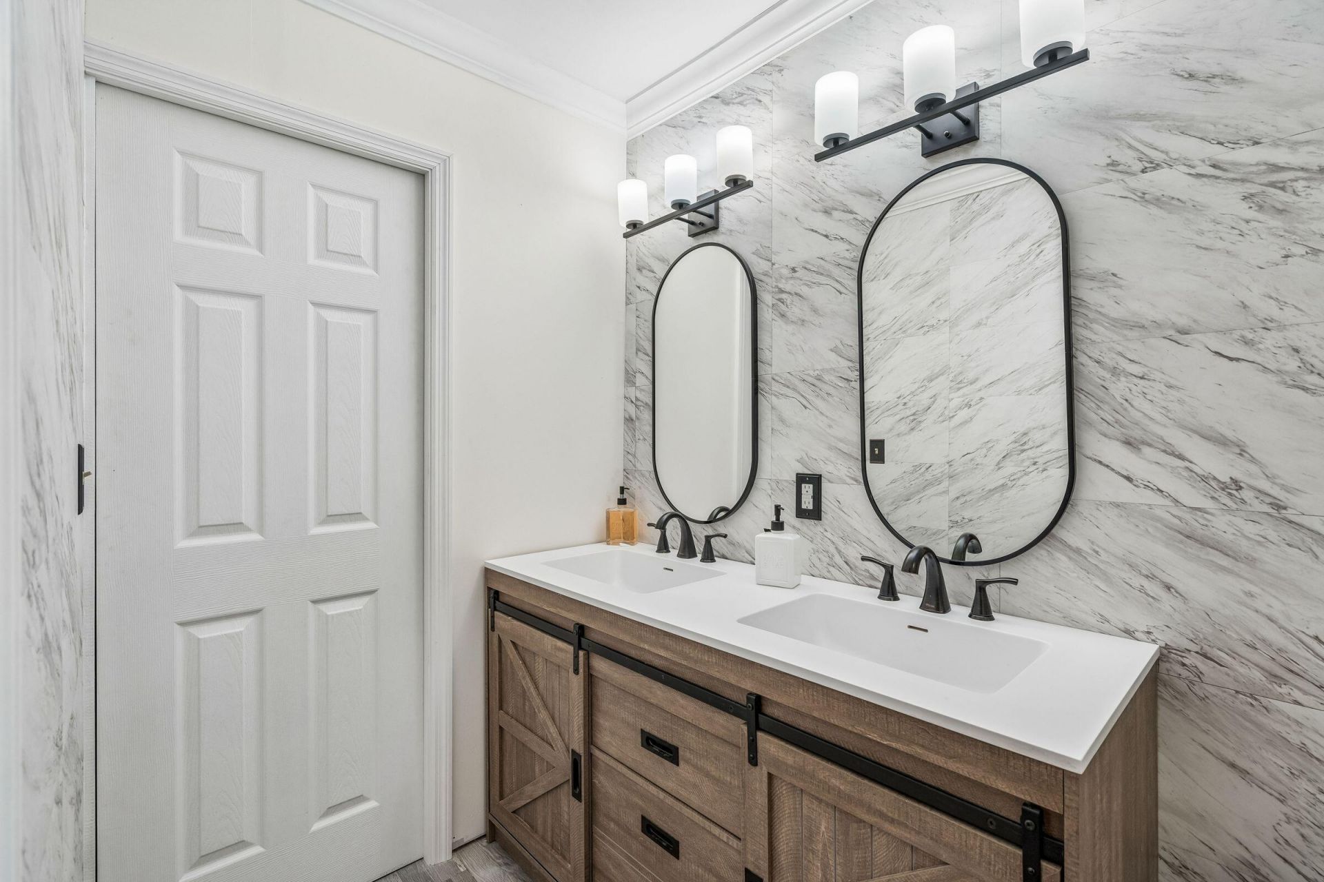 1543 Hidden Bridge Drive Photo 42