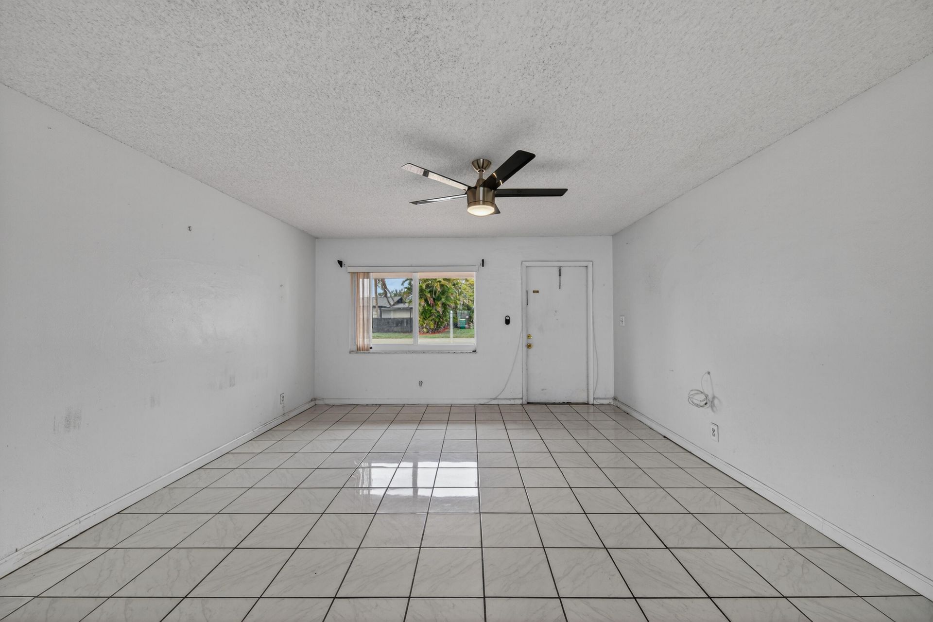 8104 NW 94th Avenue, Tamarac, FL 33321 Photo