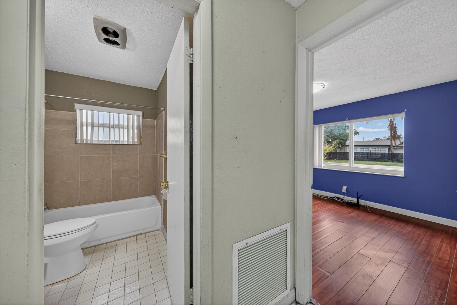 8104 NW 94th Avenue, Tamarac, FL 33321 Photo