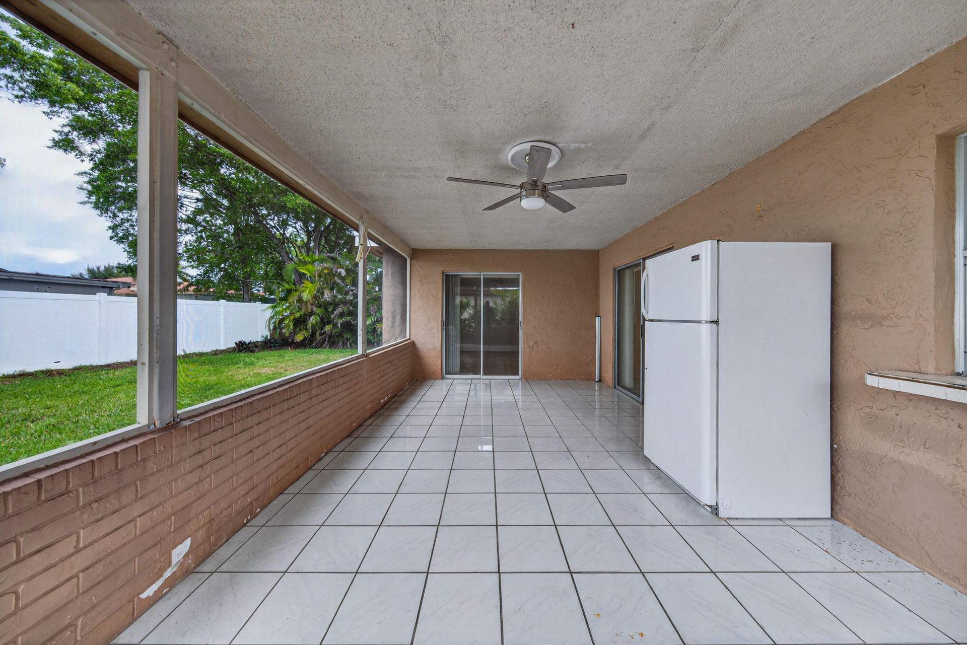 8104 NW 94th Avenue, Tamarac, FL 33321 Photo