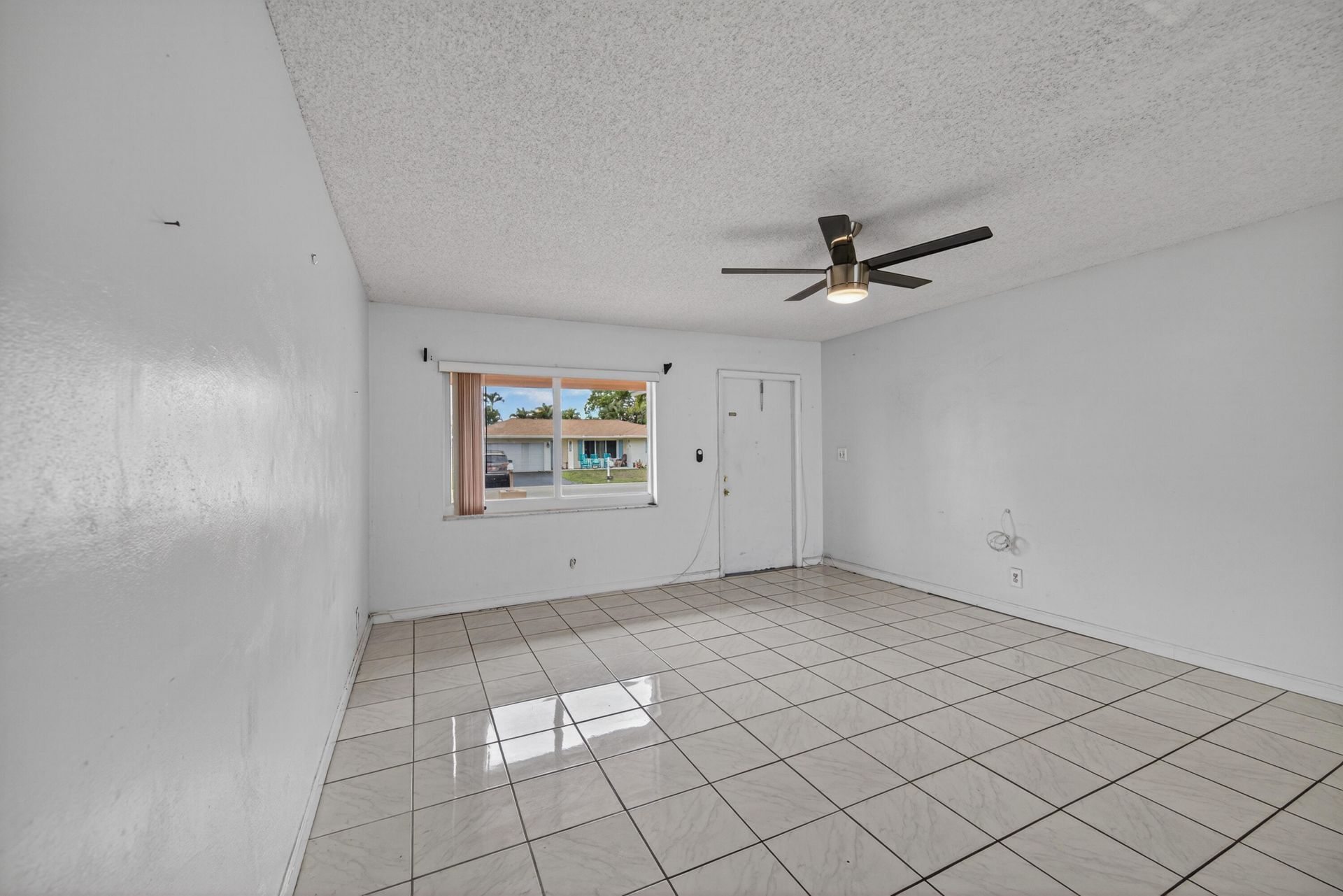 8104 NW 94th Avenue, Tamarac, FL 33321 Photo