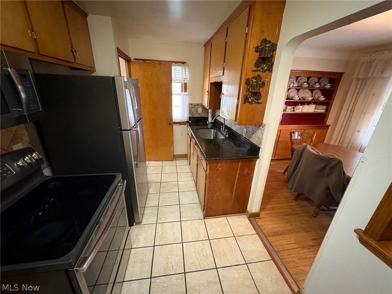 2436 Tuxedo Avenue, Parma, OH 44134 Photo 17