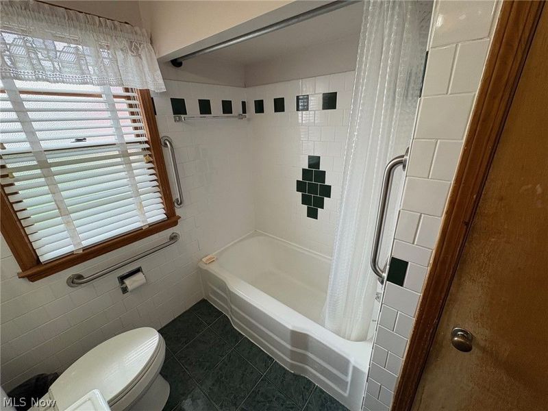 2436 Tuxedo Avenue, Parma, OH 44134 Photo 27