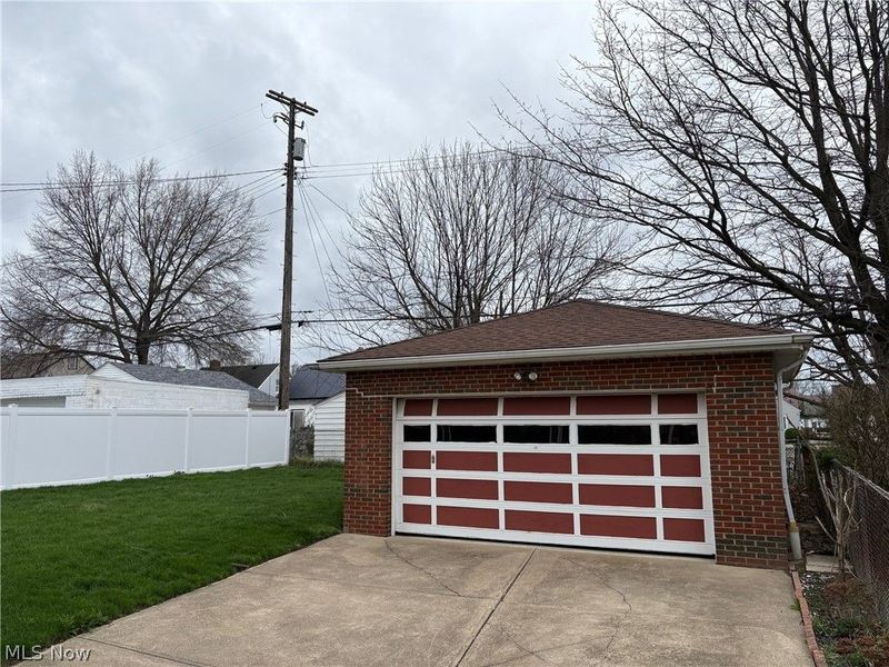 2436 Tuxedo Avenue, Parma, OH 44134 Photo 6