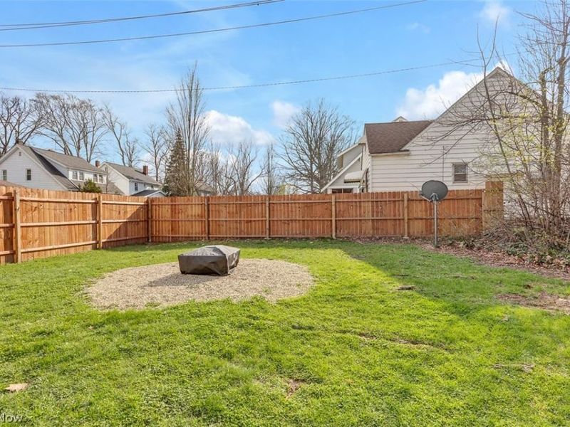 1810 Glenridge Road, Euclid, OH 44117 Photo 33