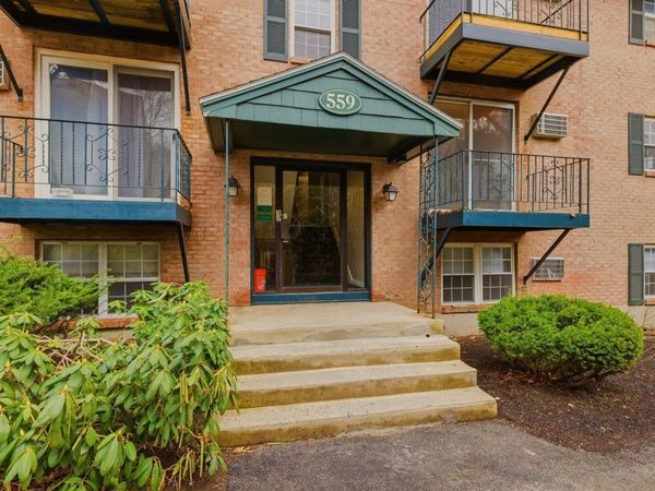 559 Sagamore Court, Unit 15, Portsmouth, NH 03801