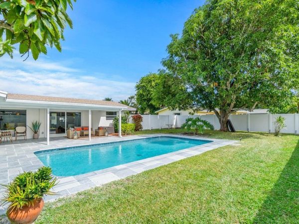 4586 Ellwood Drive, Delray Beach, FL 33445