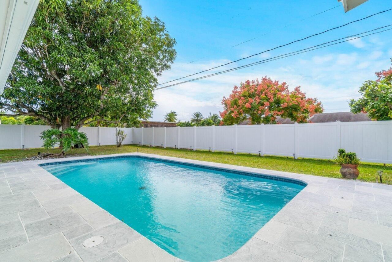 4586 Ellwood Drive, Delray Beach, FL 33445 Photo