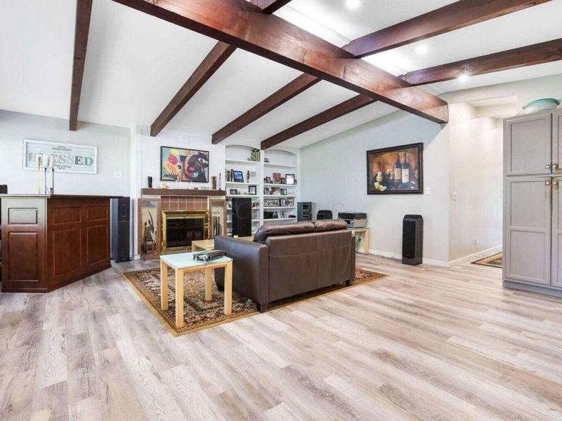 610 Military Road, Zanesville, OH 43701 Photo 3