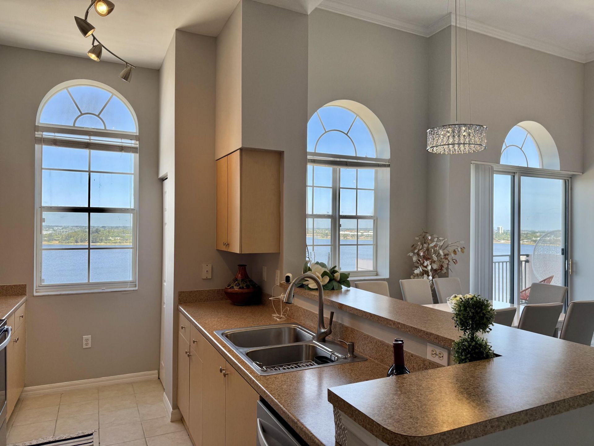 616 Clearwater Park Road, Unit Lp01, West Palm Beach, FL 33401 Photo