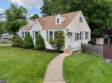 6936 REGENT LN, FALLS CHURCH, VA 22042