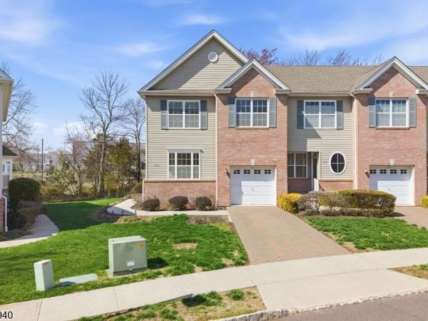 1306 Fir Ct, Franklin, NJ 08873