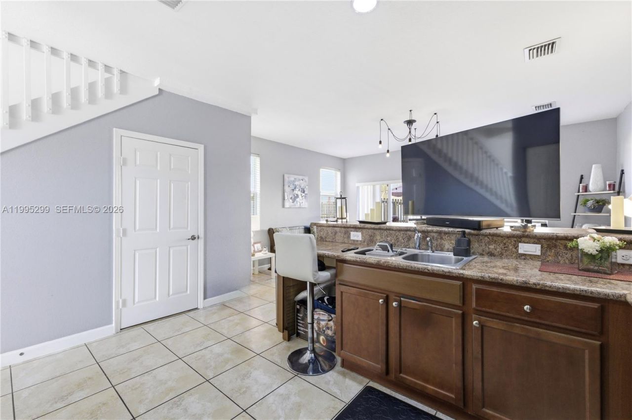 9113 SW 227th St, Unit 1, Cutler Bay, FL 33190 Photo