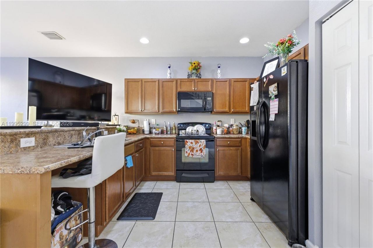 9113 SW 227th St, Unit 1, Cutler Bay, FL 33190 Photo