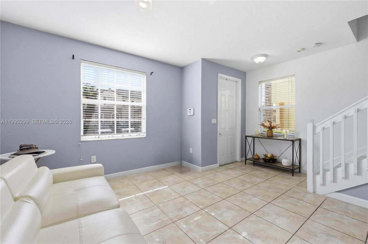 9113 SW 227th St, Unit 1, Cutler Bay, FL 33190 Photo