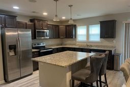 1104 Rock Creek Dr photo 4