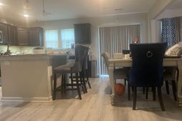 1104 Rock Creek Dr photo 4