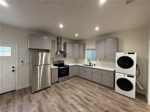 439 W Colorado, Unit 2, Monrovia, CA 91016