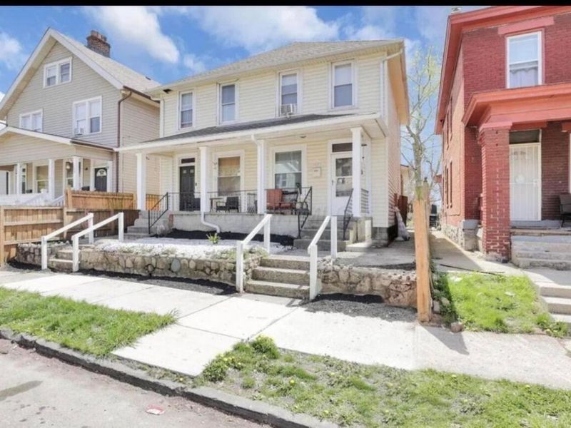 287 E Woodrow Avenue, Columbus, OH 43207 Photo 2