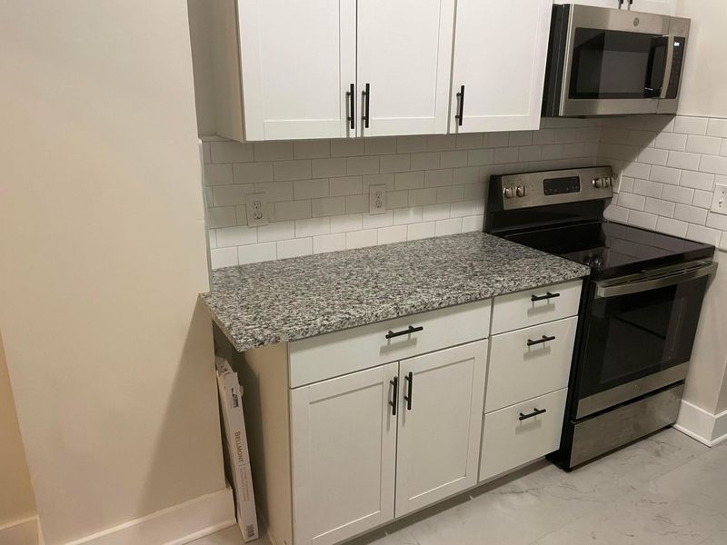 287 E Woodrow Avenue, Columbus, OH 43207 Photo 5