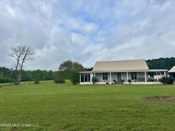 726 Neal Road, Forest, MS 39074