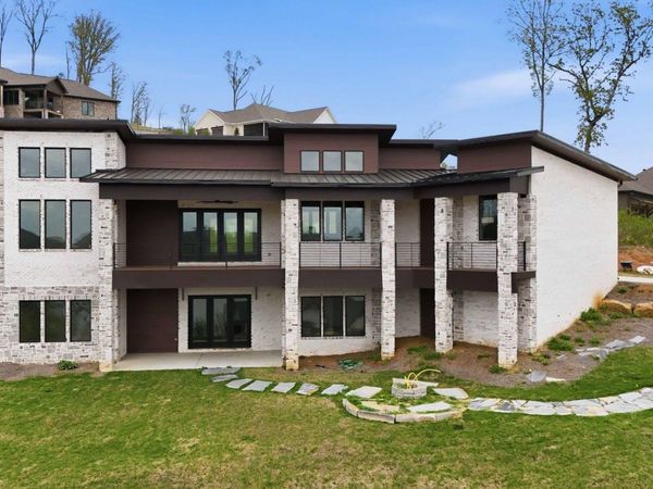 528 Fall Creek Drive, Guntersville, AL 35976