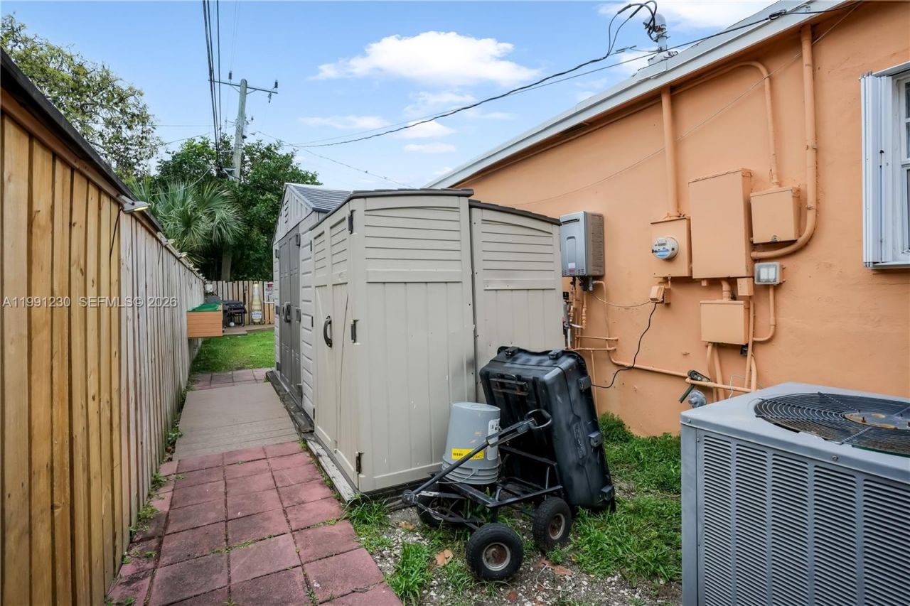 316 S 24th Ave , Hollywood, FL 33020 Photo