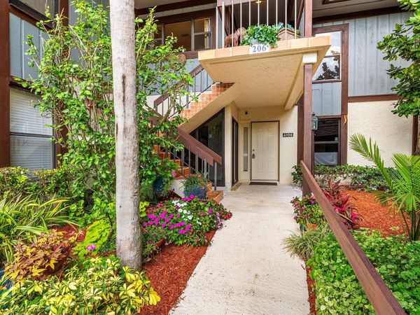 13329 Polo Club Road, Unit 206, Wellington, FL 33414