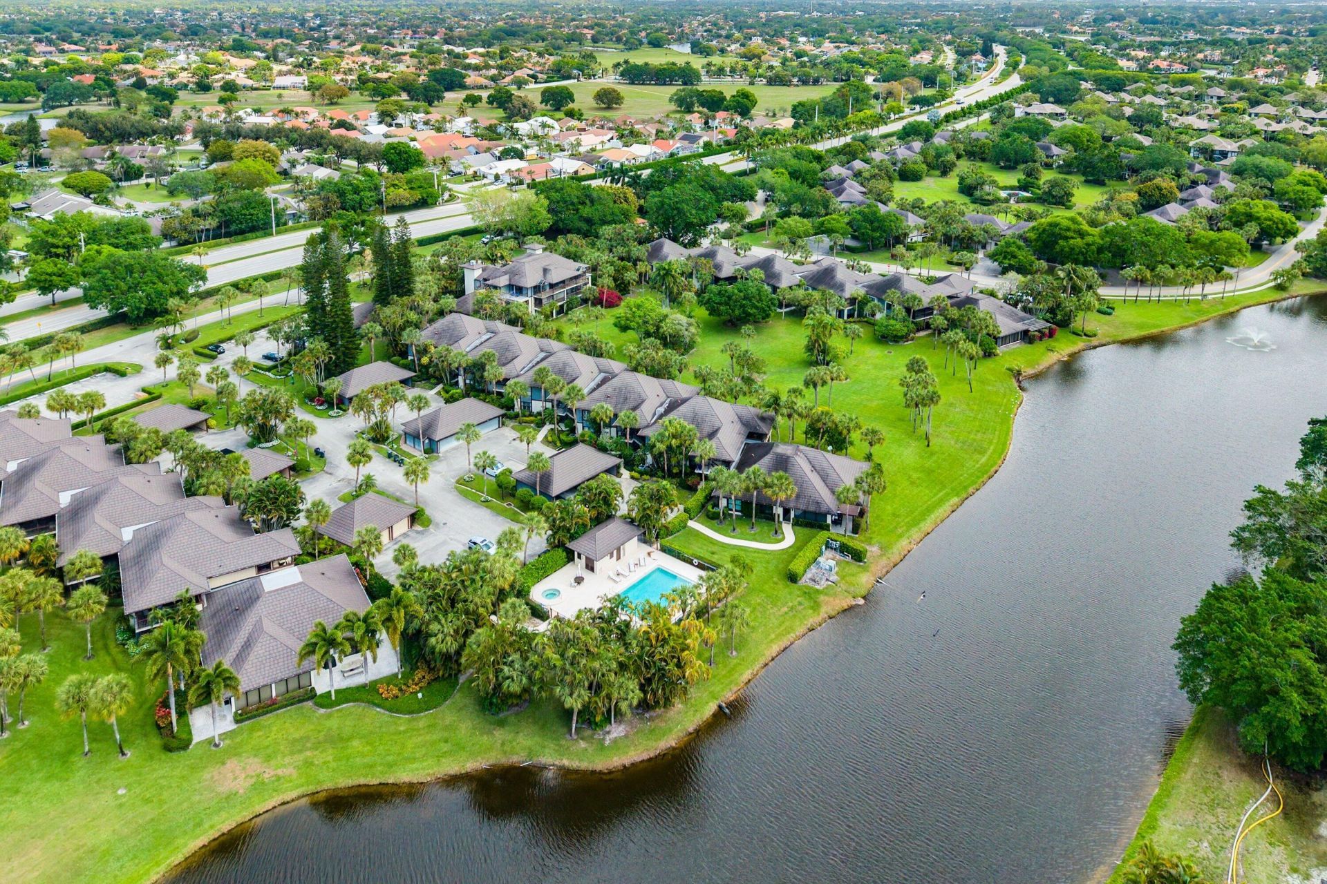 13329 Polo Club Road, Unit 206, Wellington, FL 33414 Photo