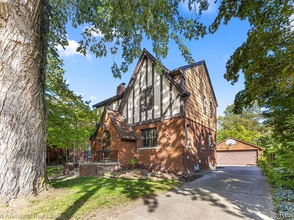 745 Beechmont Street, Dearborn, MI 48124