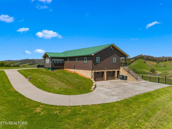 1900 U.S. 321, Parrottsville, TN 37843