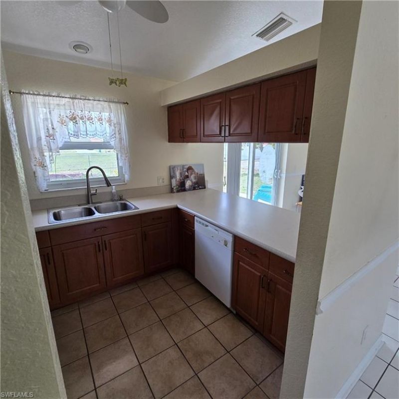308 NW 20th Ter , Cape Coral, FL 33993 Photo