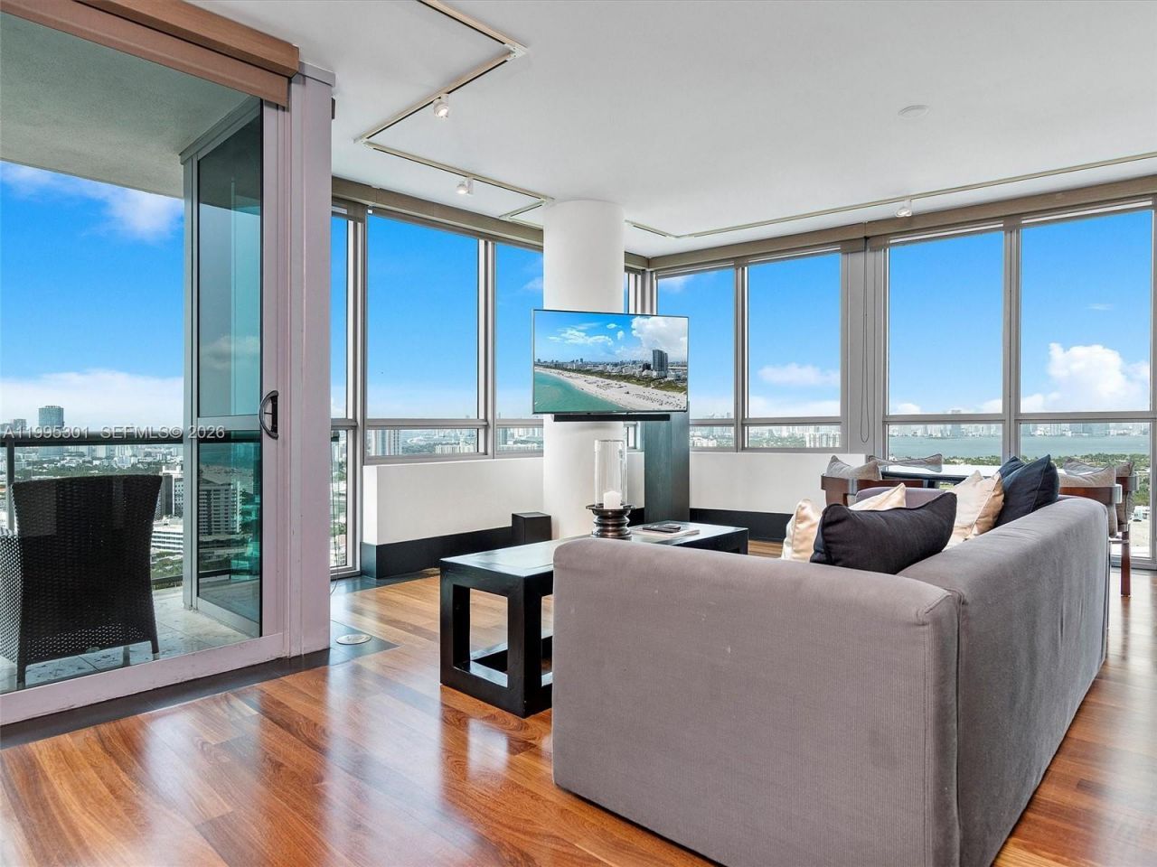 101 20th St, Unit 3302, Miami Beach, FL 33139 Photo