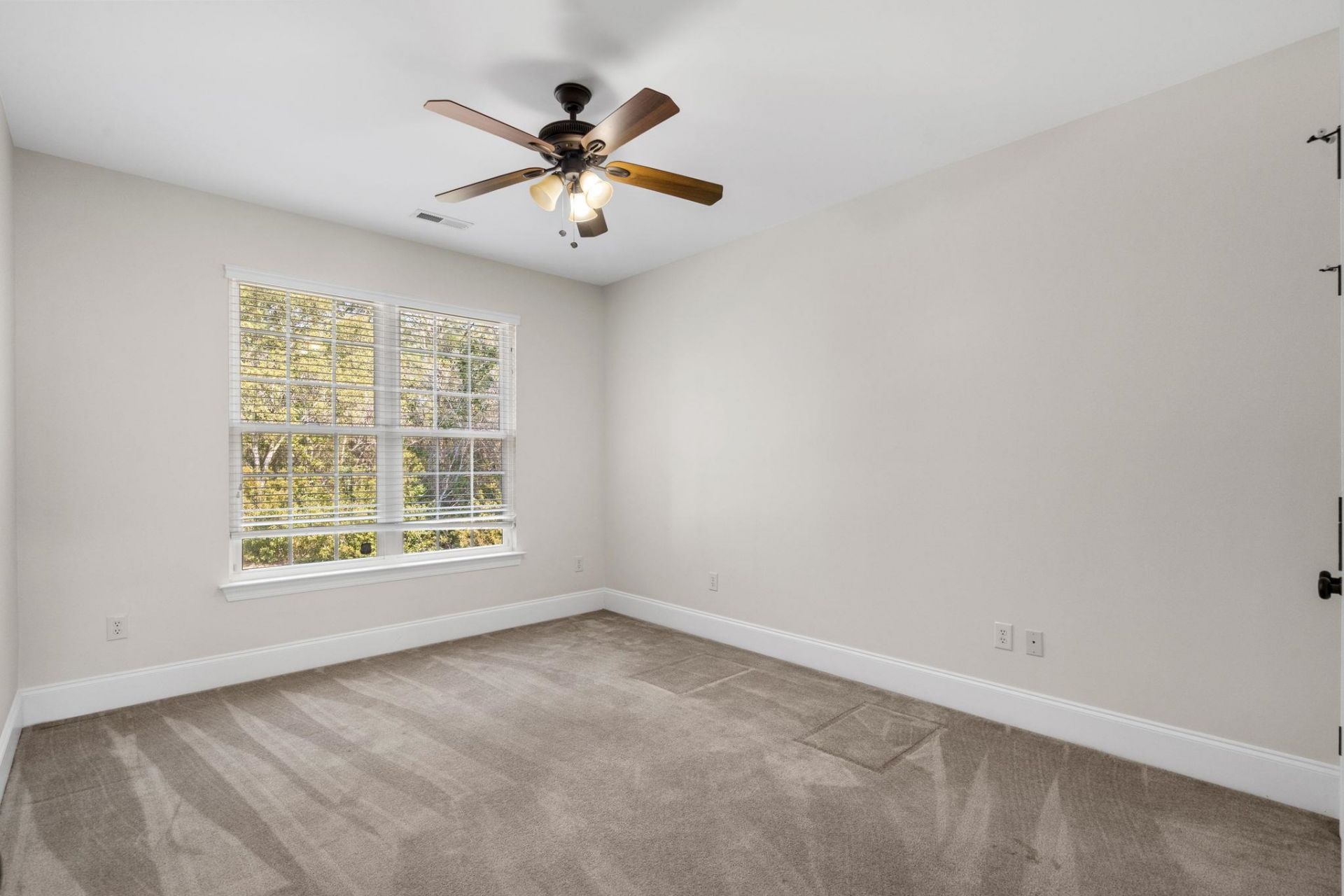 610 Cocas Dr.  Photo 36