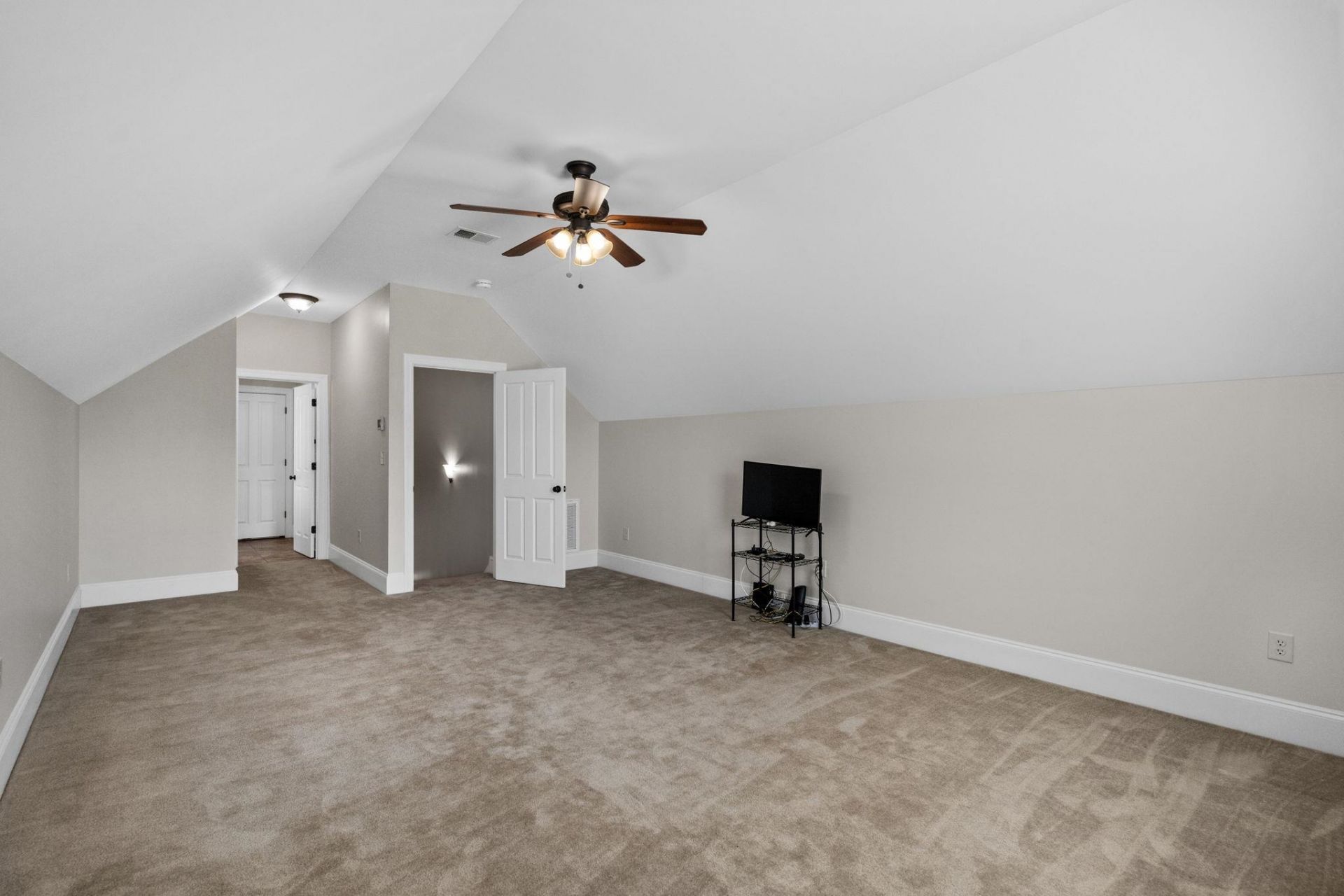 610 Cocas Dr.  Photo 39