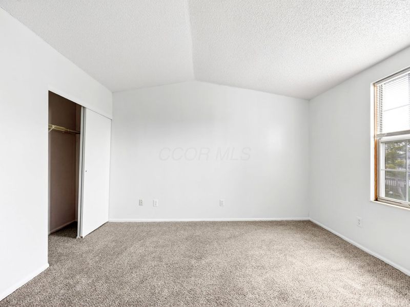 5080 Springdale Boulevard, Unit 31F, Hilliard, OH 43026 Photo 20