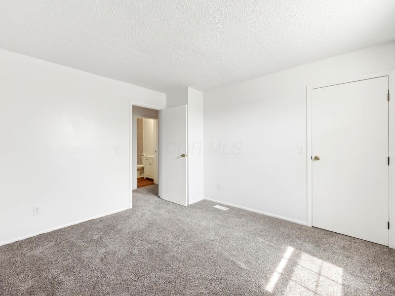 5080 Springdale Boulevard, Unit 31F, Hilliard, OH 43026 Photo 28