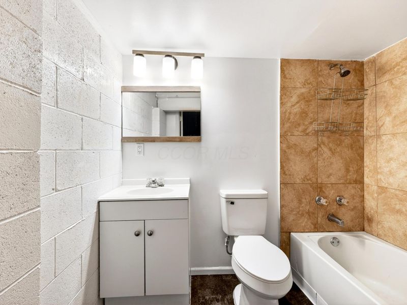 5080 Springdale Boulevard, Unit 31F, Hilliard, OH 43026 Photo 32