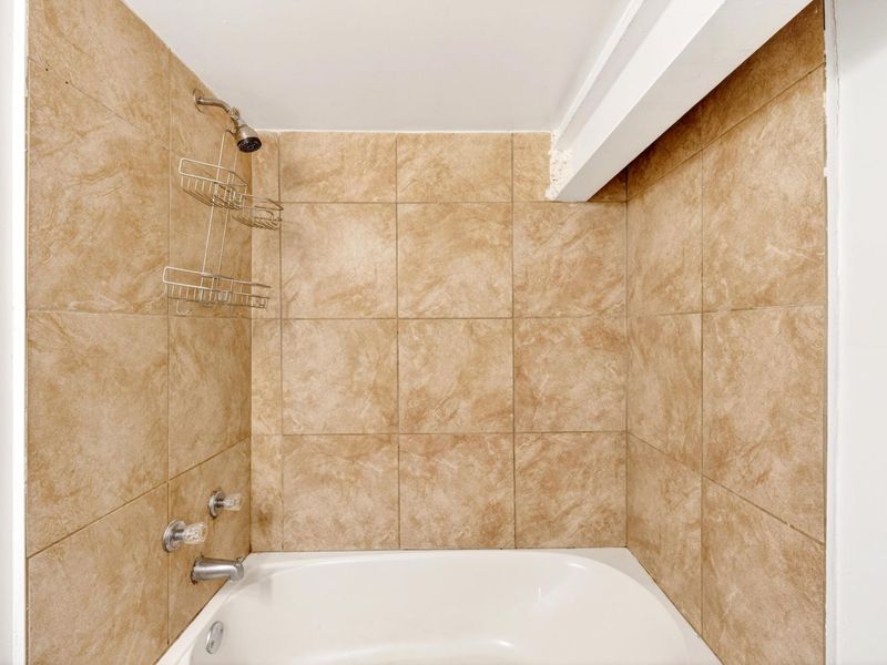 5080 Springdale Boulevard, Unit 31F, Hilliard, OH 43026 Photo 33