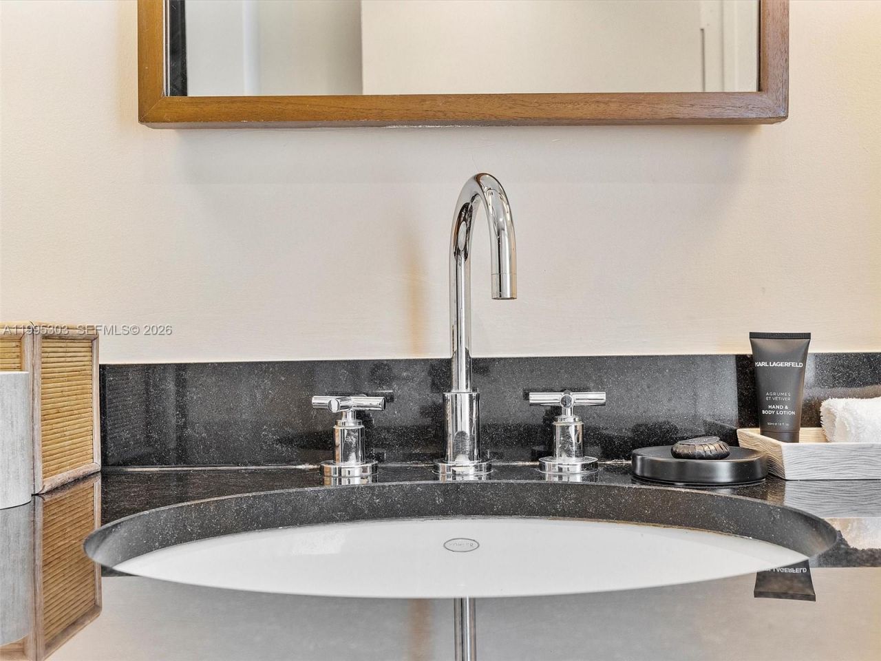 101 20th St, Unit 3002, Miami Beach, FL 33139 Photo