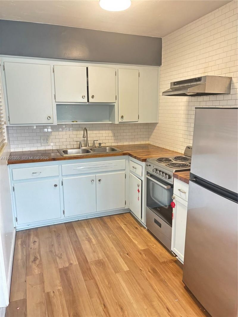 2951 SW 23rd St, Unit 2, Miami, FL 33145 Photo