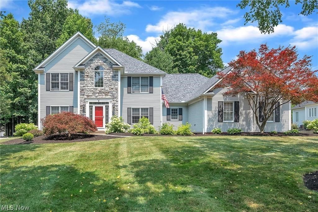 971 Chinaberry Circle S, Macedonia, OH 44056