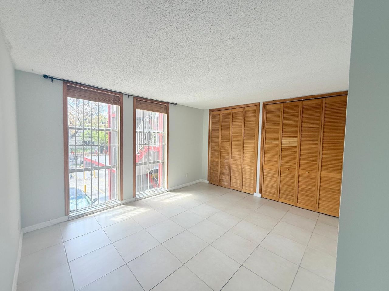 1750 W 46th Street, Unit 222, Hialeah, FL 33012 Photo