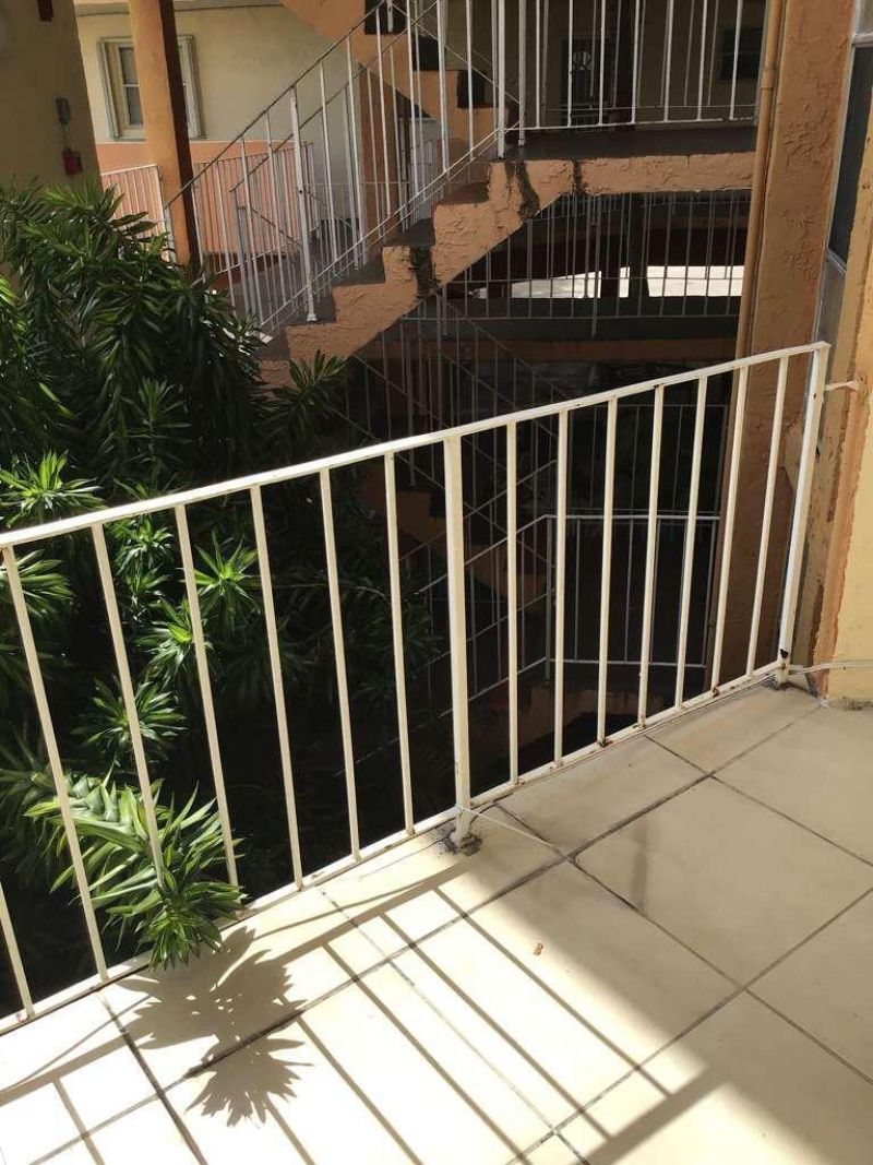 1750 W 46th Street, Unit 222, Hialeah, FL 33012 Photo